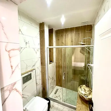 Newalla Old Стамбул