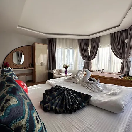 Newalla Old 3* Estambul
