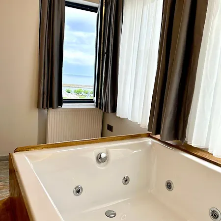 Newalla Old 3* Стамбул