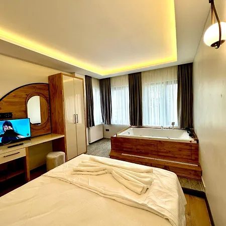 Hotel Newalla Old