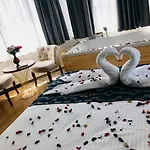 Newalla Old 3* Istanbul