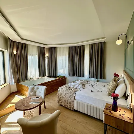 Newalla Old Hotel 5*
