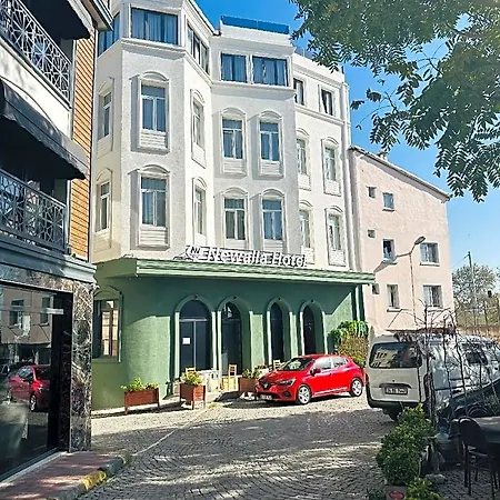 Newalla Old Szálloda 3*