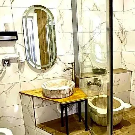 Newalla Old Otel 3*