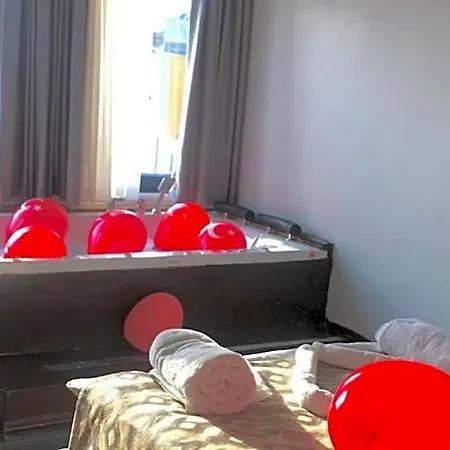 Newalla Old 3* İstanbul