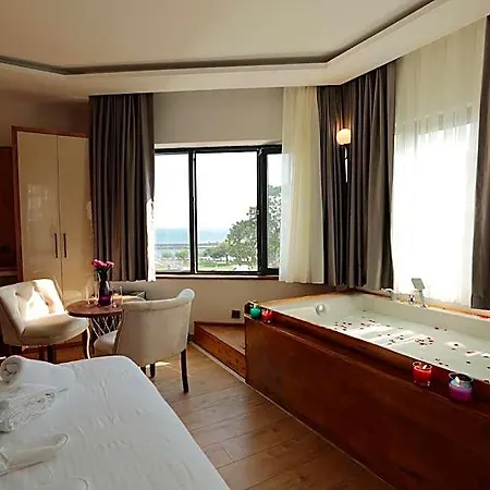Hotel Newalla Old 3*