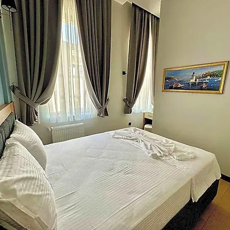 Newalla Old Hotel 3*