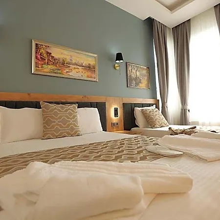 Hotel Newalla Old