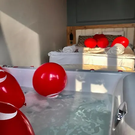 Newalla Old Hotel 3*