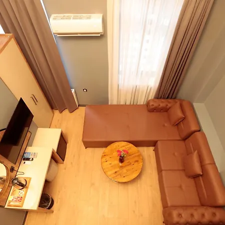 Hotel Newalla Old 3*