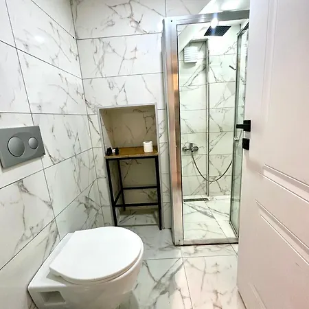 Newalla Old Hotel 3*