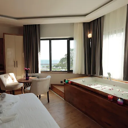 Newalla Old Hotel 3*