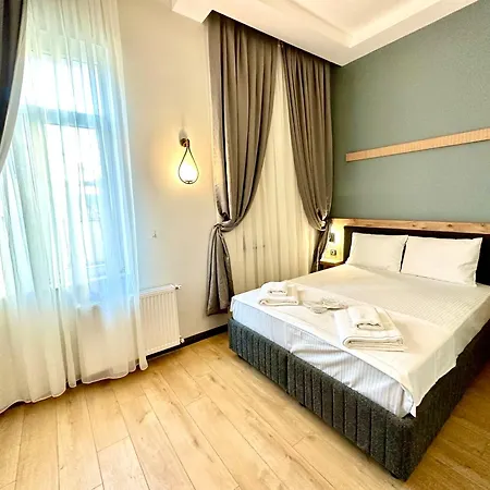 Newalla Old Hotel 3*